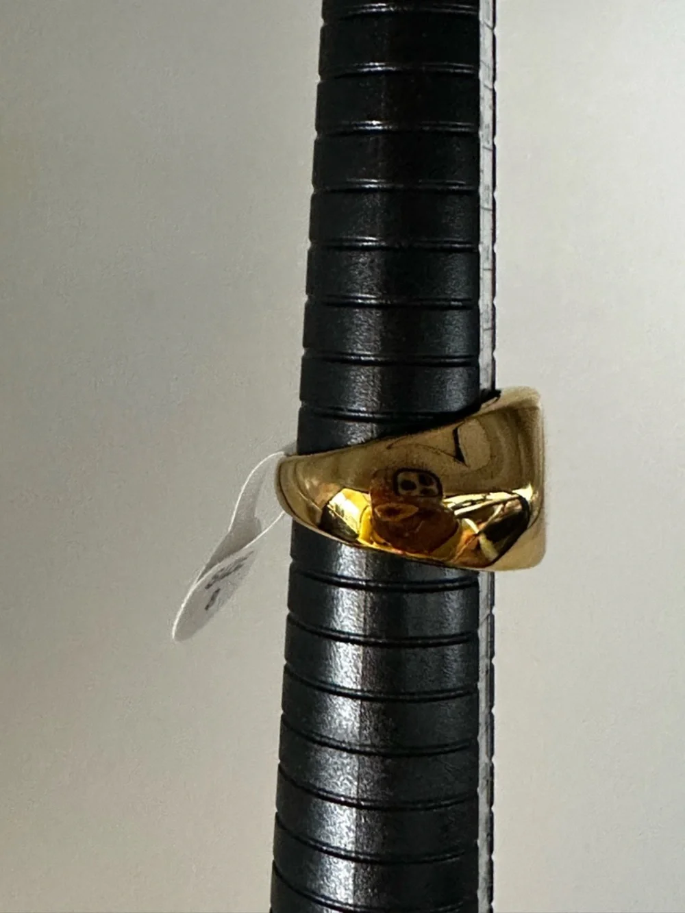Bold Chunky Goldtone Statement Size 8 Men Women Unisex Casual Ring